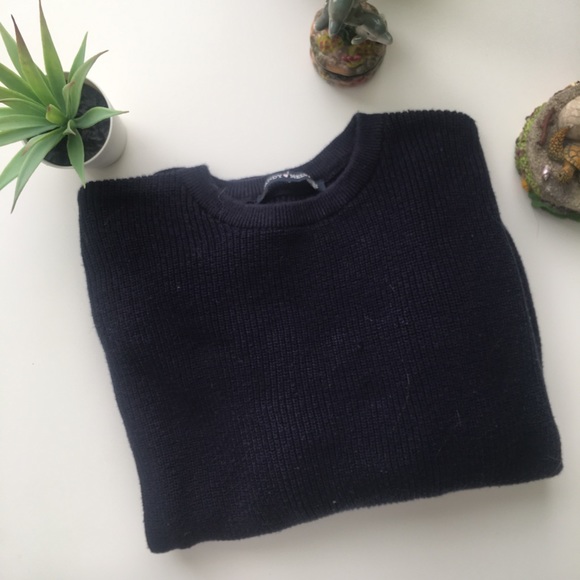 Brandy Melville Sweaters - Brandy Melville sweater